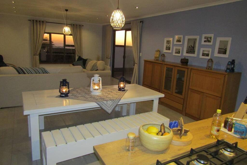 Leander'S Cottage - Your Dream Stay In Mind Свакопмунд Экстерьер фото